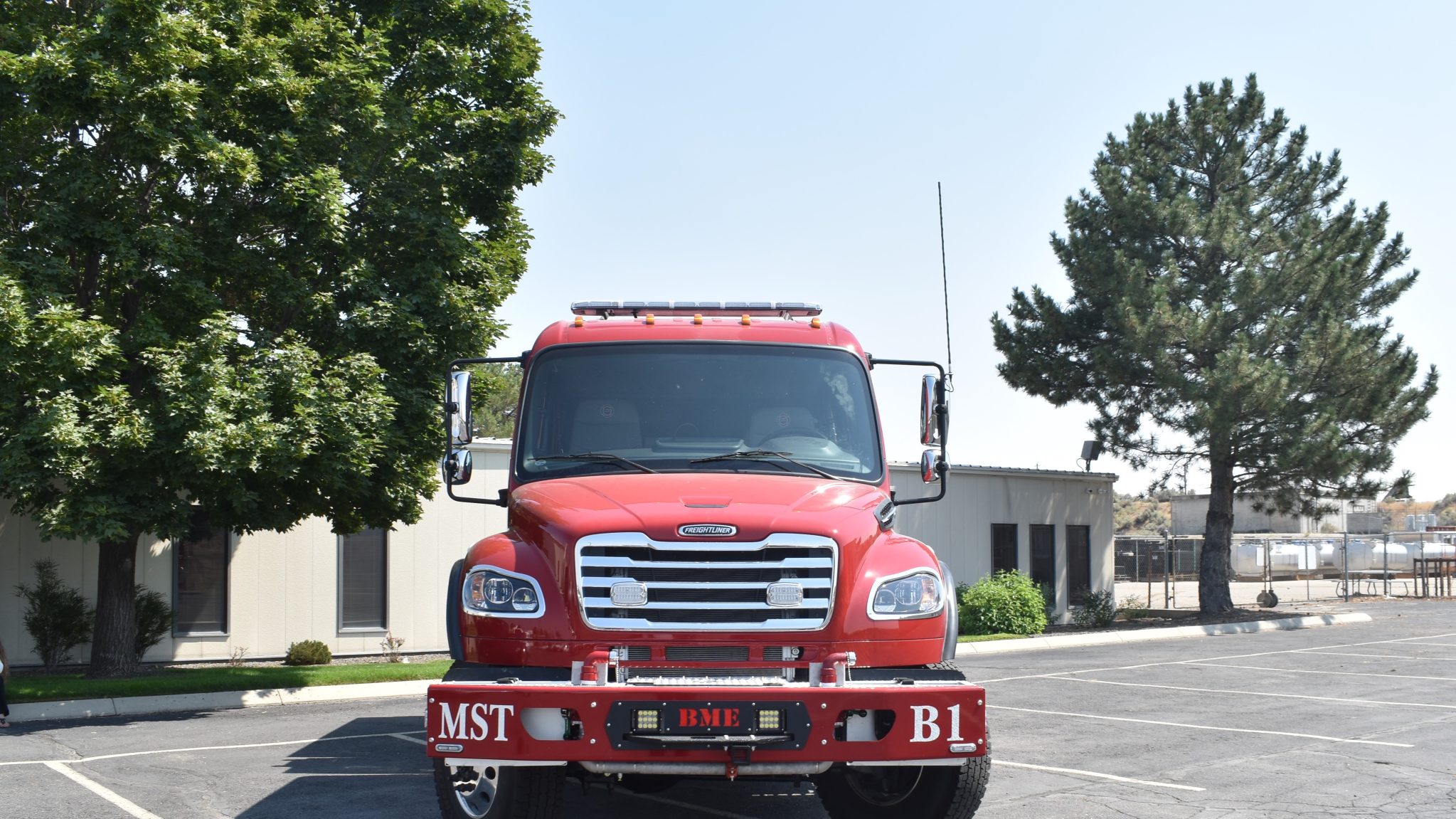 3889 front