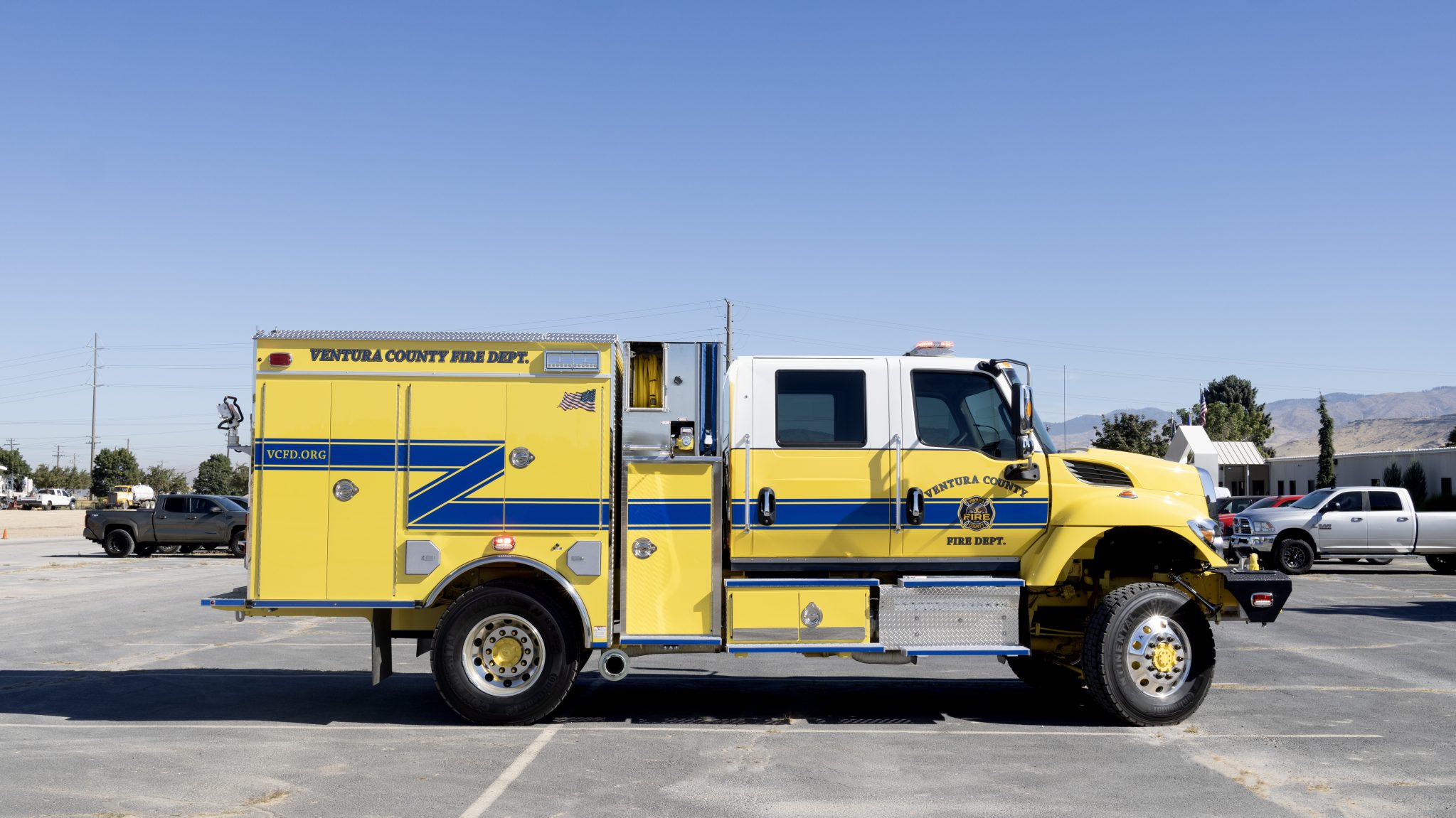 105a4437